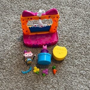 Gabby’s Dollhouse Baby Box Talent Show Balcony Playset